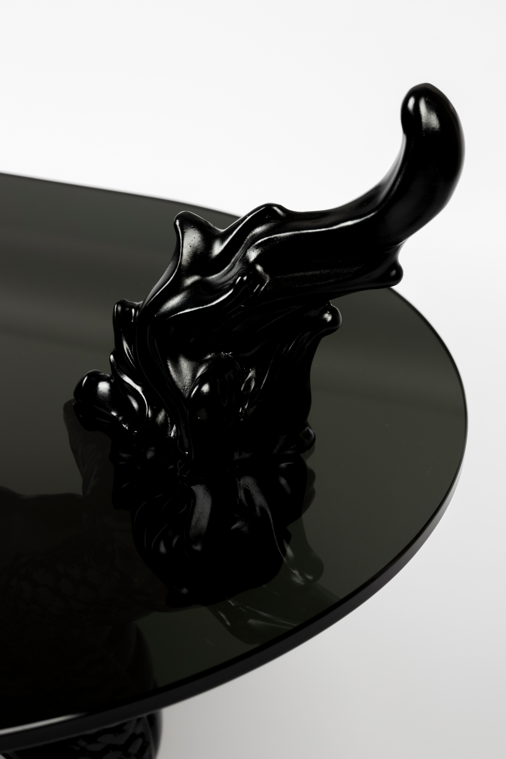 Table basse sculpturale Art Déco