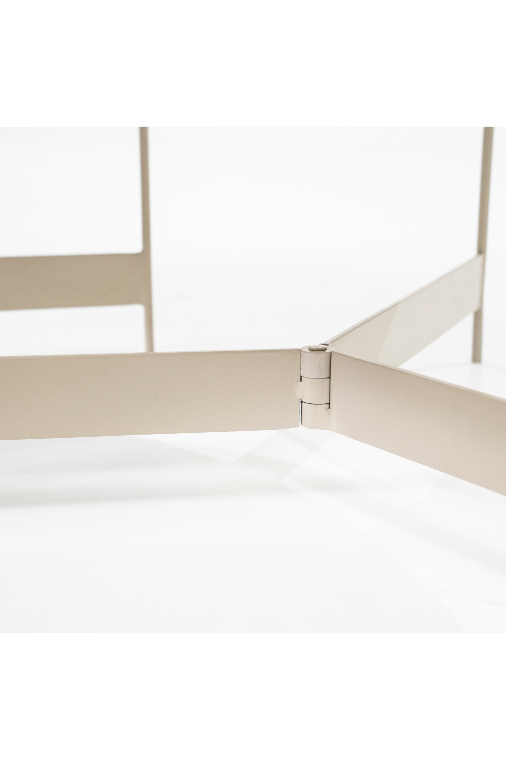 Table basse moderne blanche