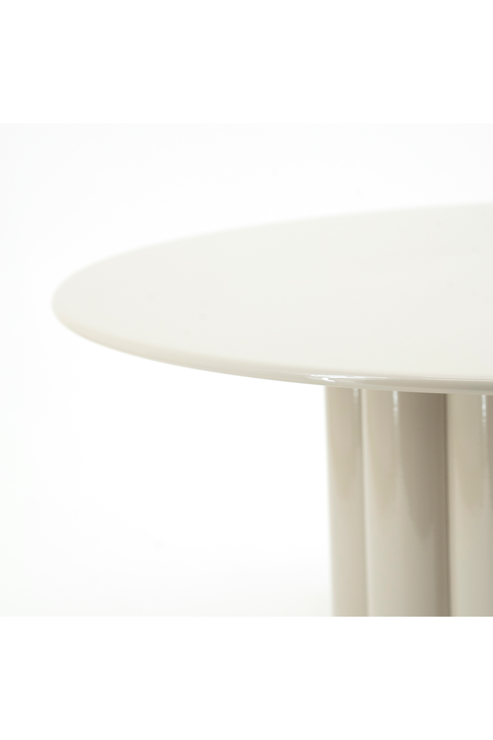 Table basse ronde en métal