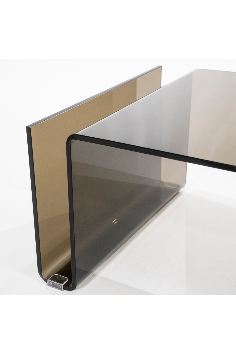 Table basse moderne en verre