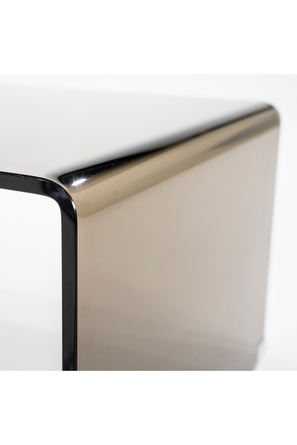 Table basse moderne en verre
