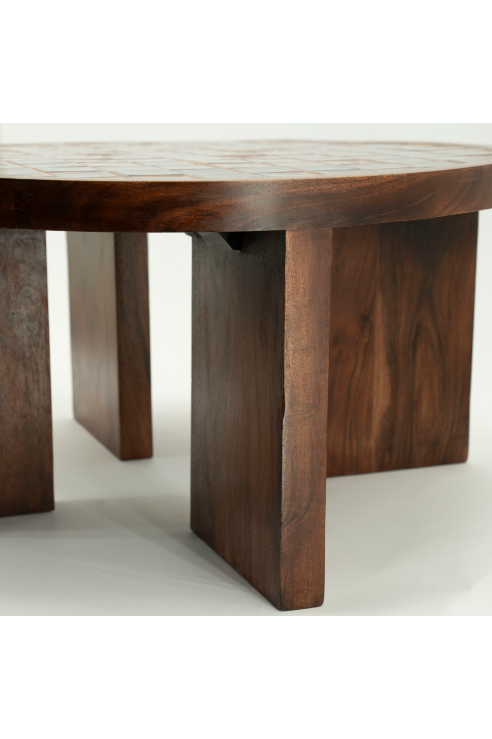 Table basse en céramique marron
