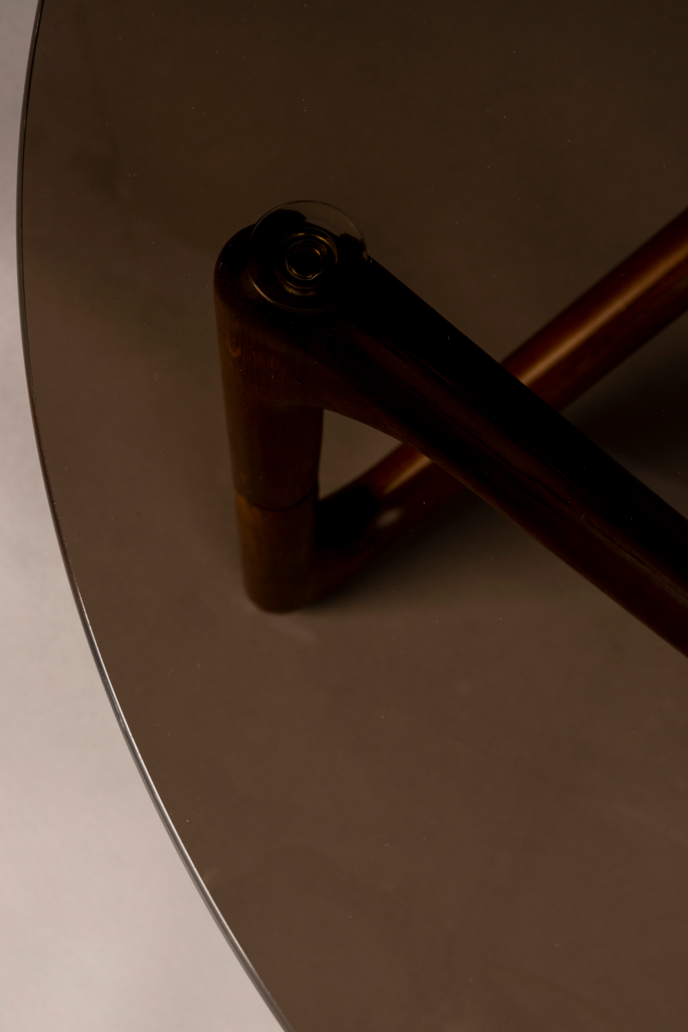 Table basse rétro en verre rond