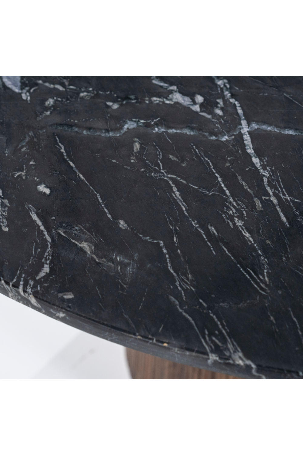 Table basse en marbre noir