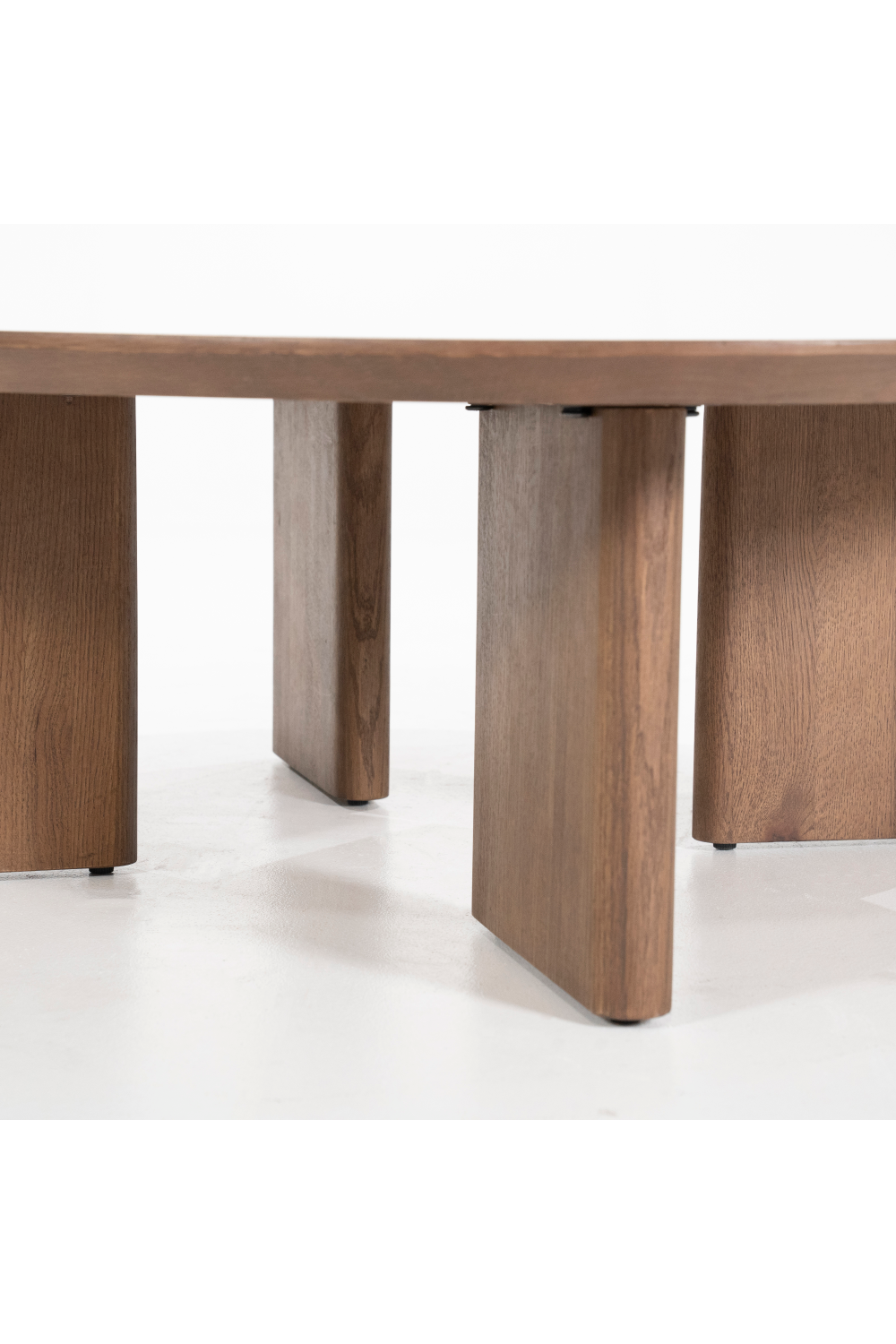 Table basse en chêne verni marron