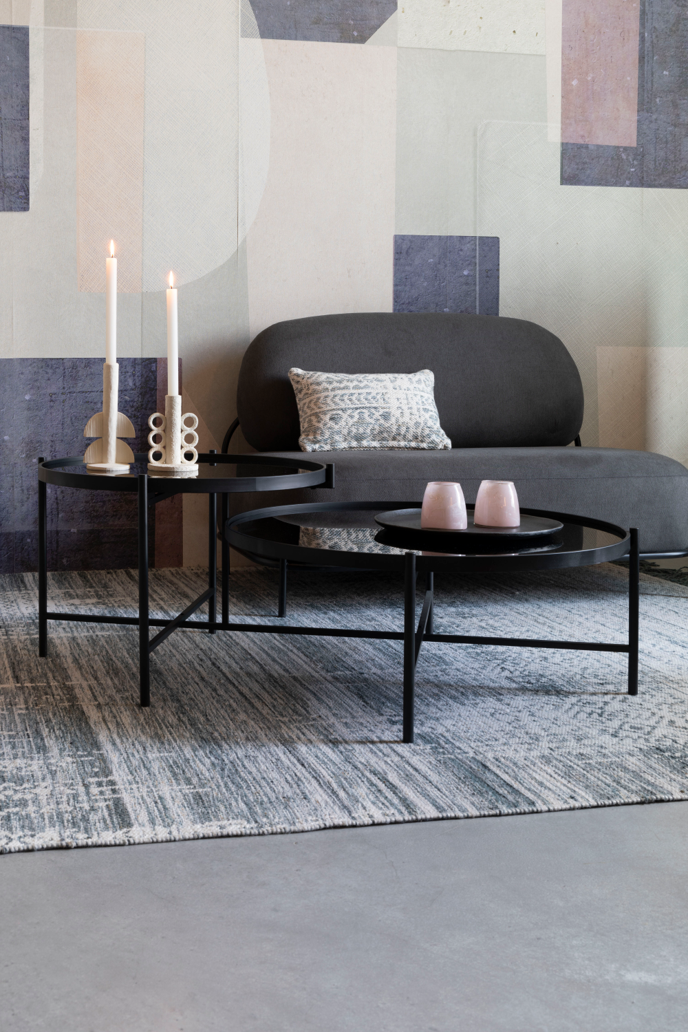 Table basse contemporaine noire