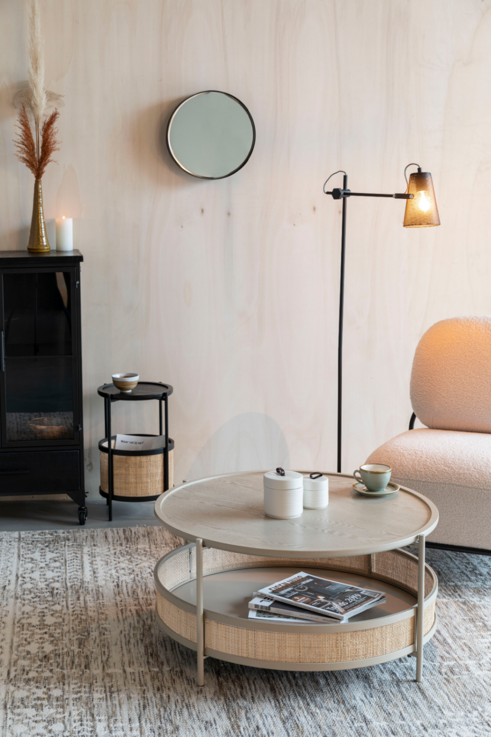 Table basse moderne en rotin