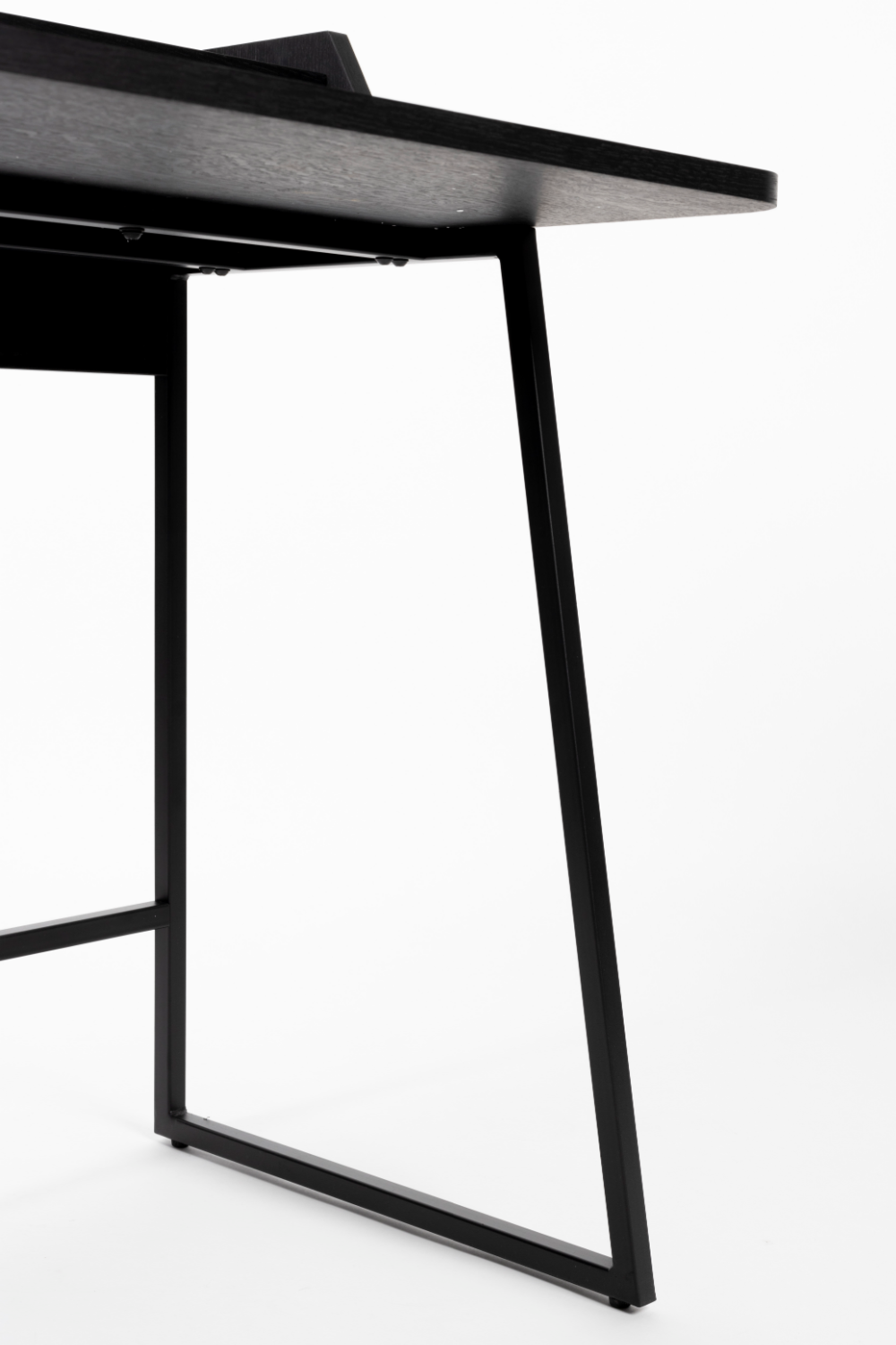 Bureau en bois noir