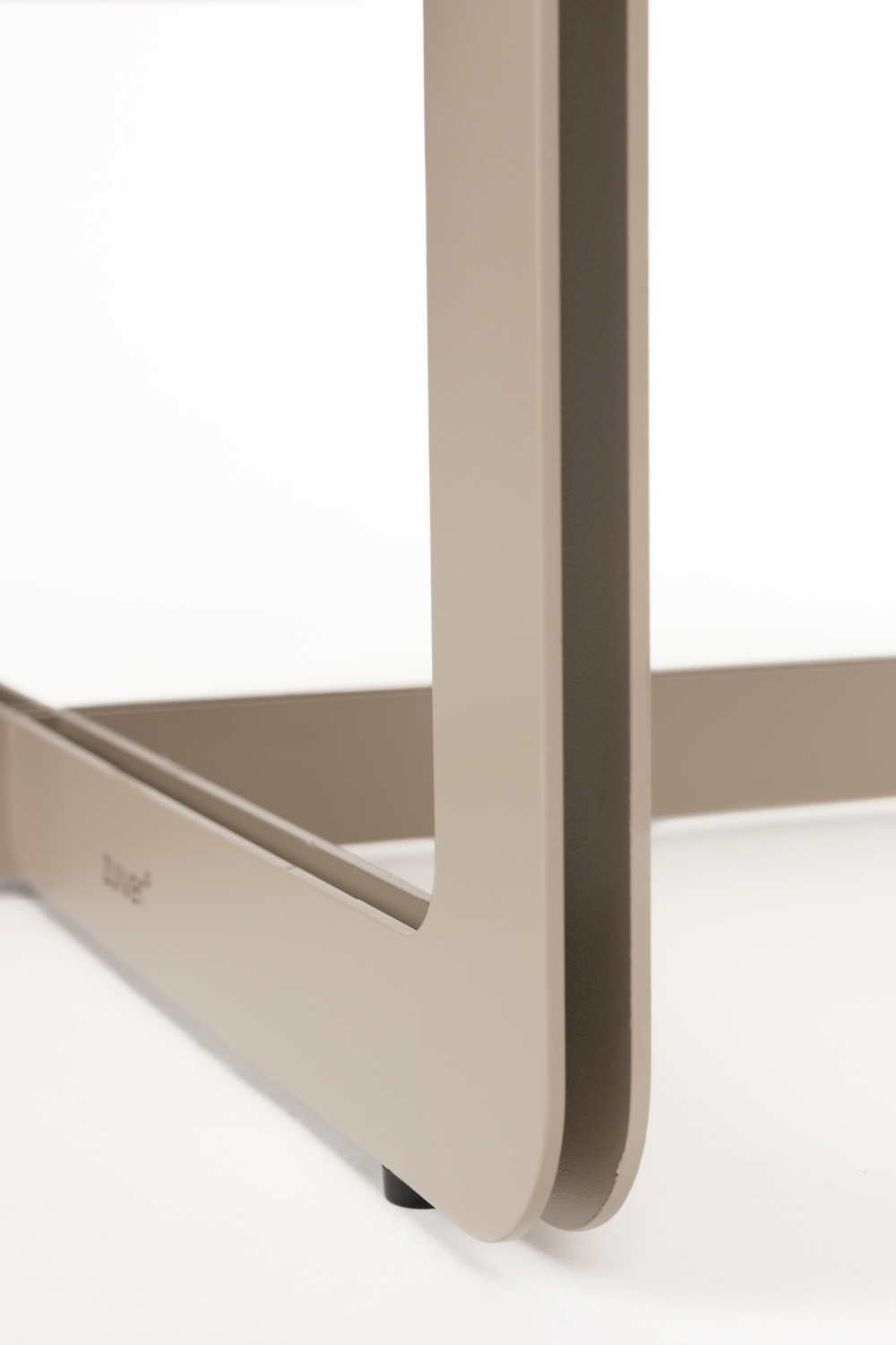 Table basse à piètement croisé
