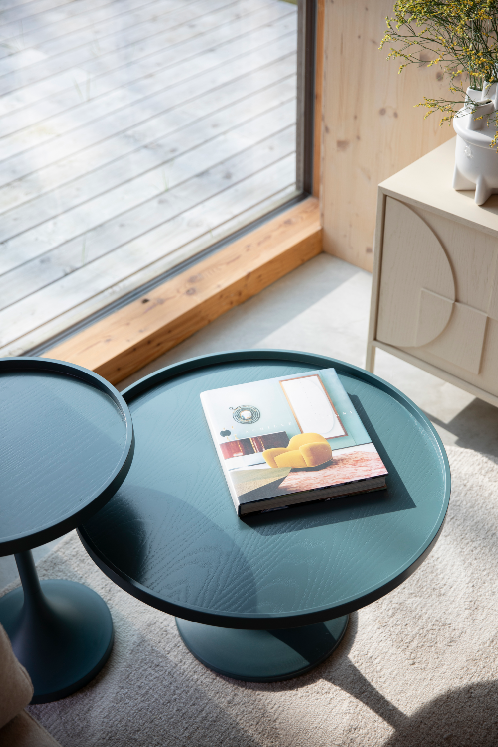 Table basse ronde sur pied central