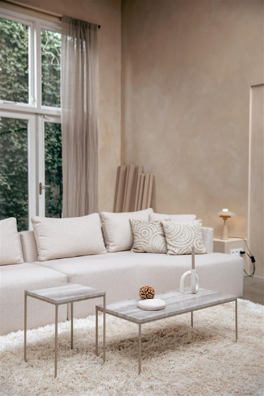 Table basse en marbre gris